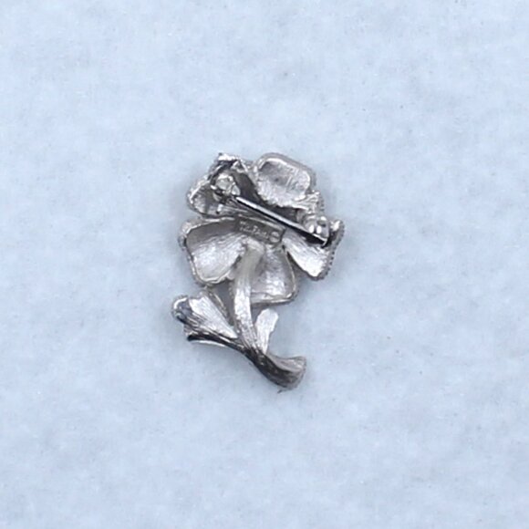 Trifari Silver Tone Blooming Flower Brooch - Dots Edge The Petals For Accent - Picture 2 of 9